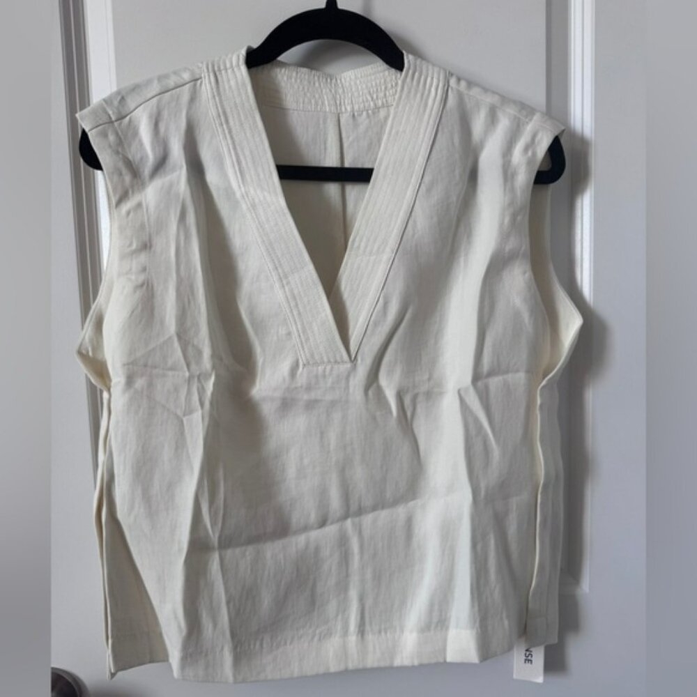 NWT Commense Cream V-Neck Sleeveless Blouse Size Medium